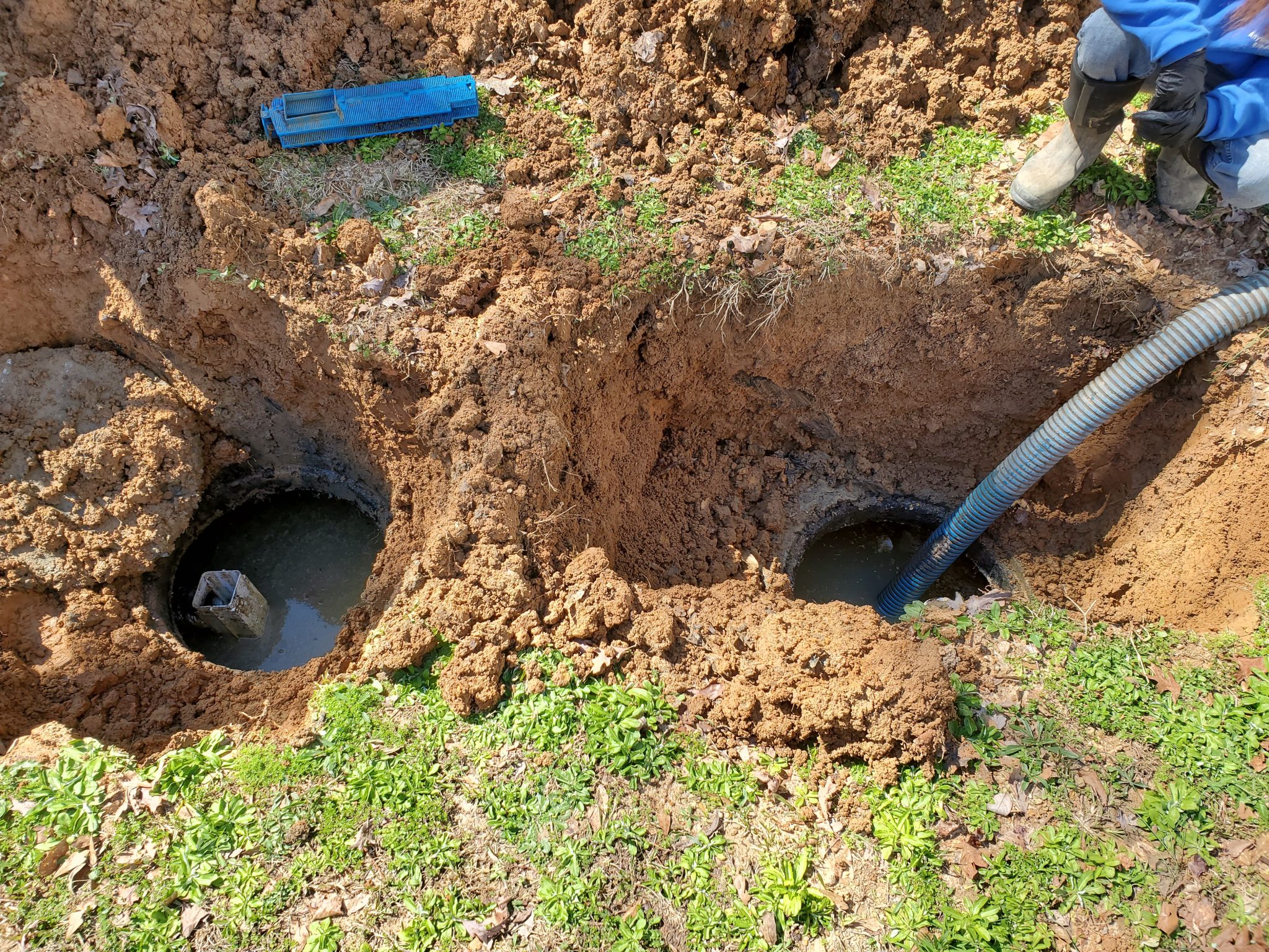 Septic Tank Pumping, Repair, Installation, and Field Line Services in